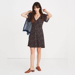 MADEWELL CROSS-FRONT MINI DRESS IN GARDEN PARTY   NWT